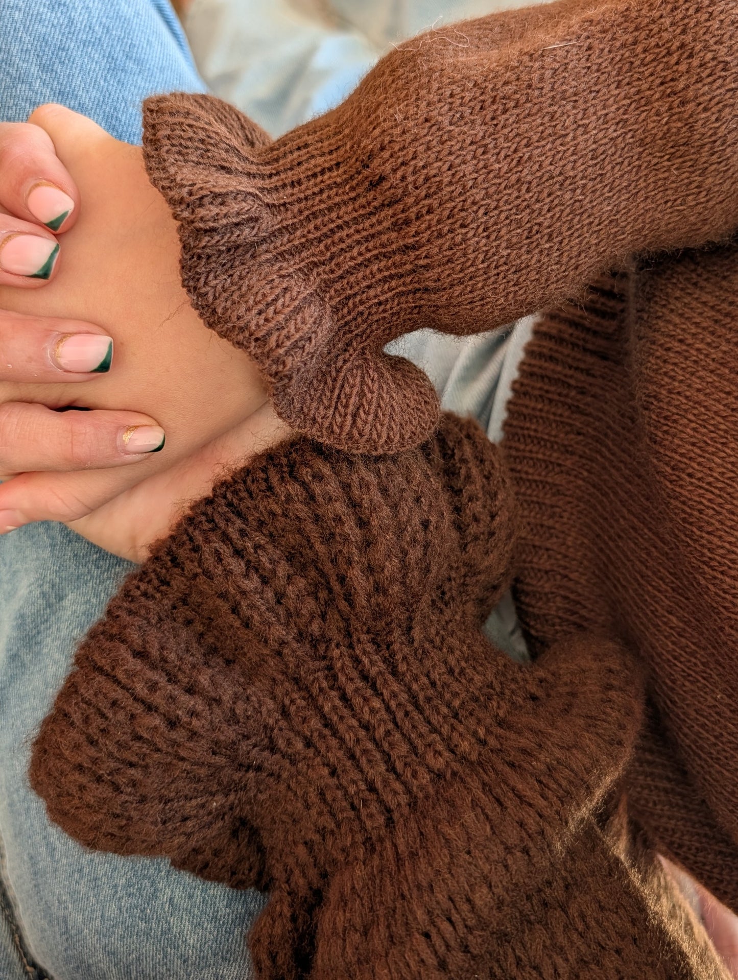 Pull chocolat matchy-mum